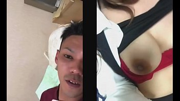 Caiu no whats Novinha japosesa se mastubando ao vivo pela webcam com seu namorado Veja Mas vídeo em nosso site CAIUNOWHATS COM BR
