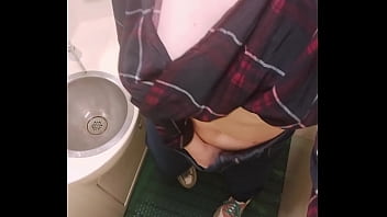 I Masturbate Pussy in the Train Toilet and Recording it on Camera for You